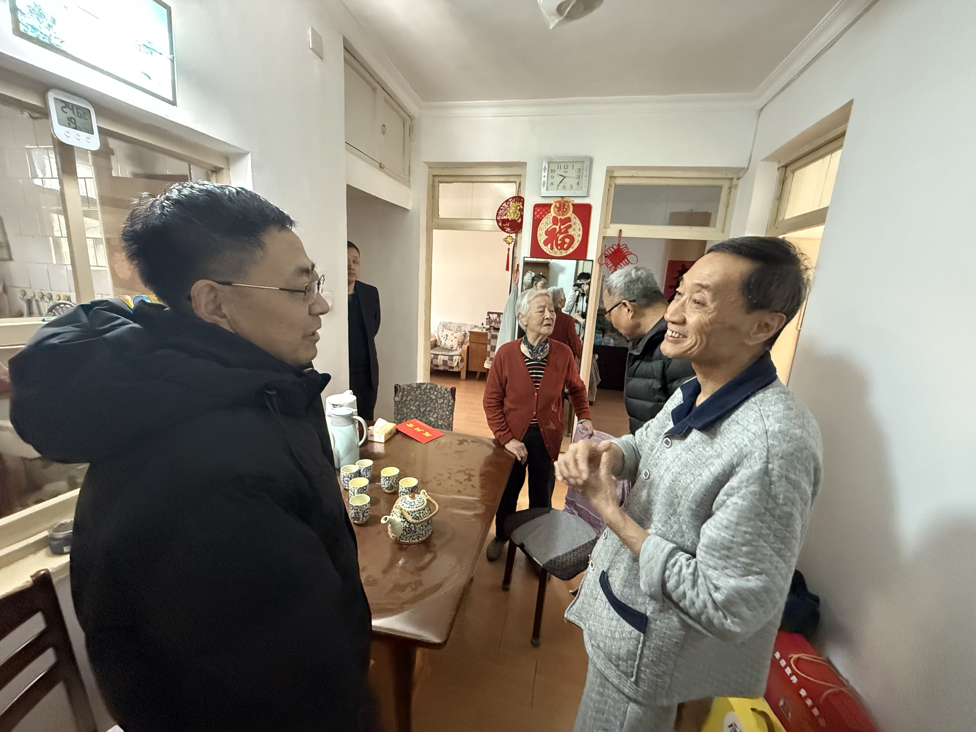 新春岁寒情意浓 走访慰问暖人心(图3)